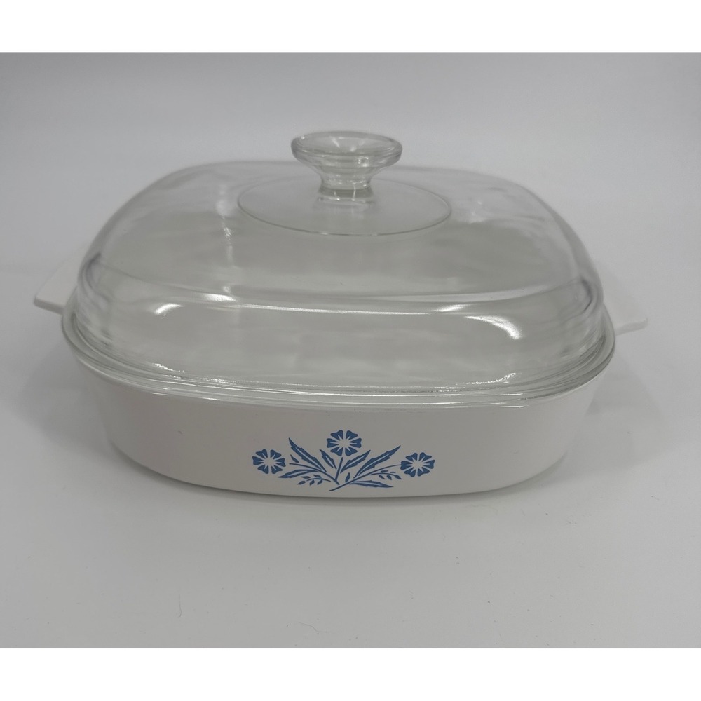 Vintage Corning Ware Blue Cornflower Blue A-10-B 9 3/4"x 9 3/4" x 2" W/ Lid